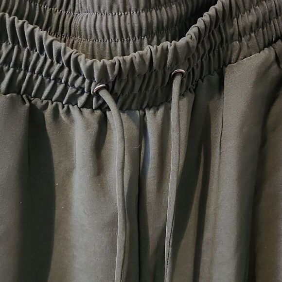 Cute Torrid joggers Size 1 - Picture 4 of 5